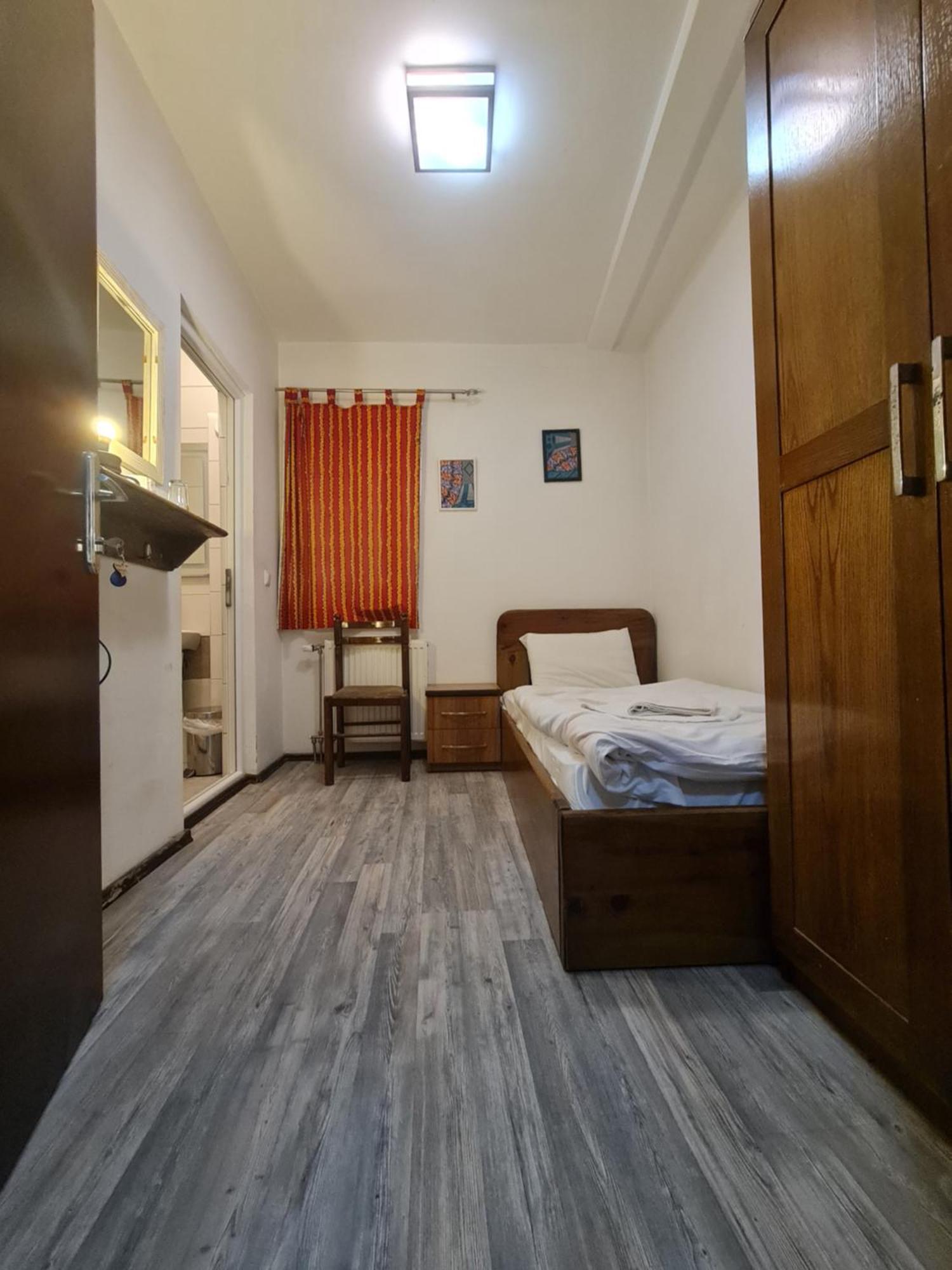 Guesthouse Hotel My Home 프리즈렌 외부 사진