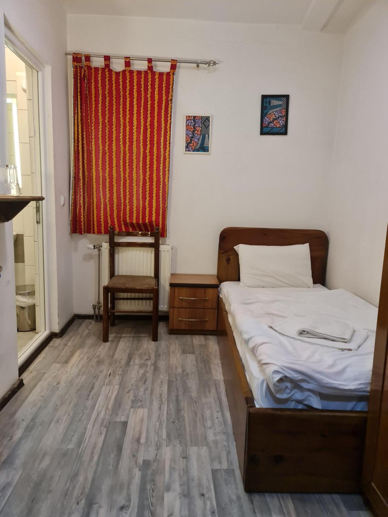 Guesthouse Hotel My Home 프리즈렌 외부 사진