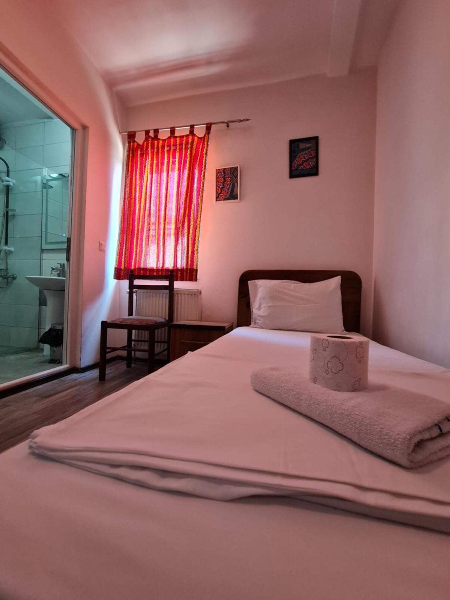 Guesthouse Hotel My Home 프리즈렌 외부 사진