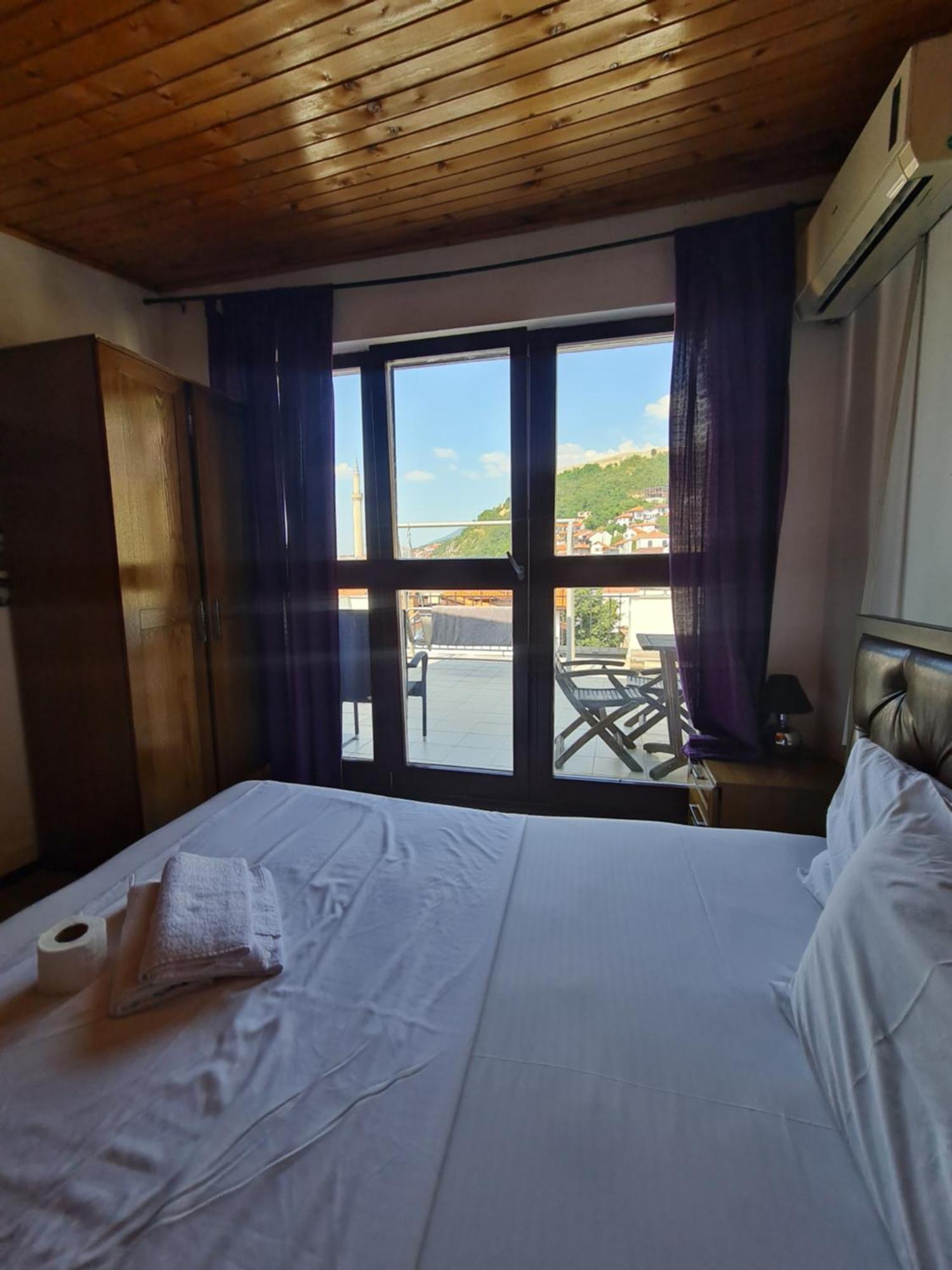 Guesthouse Hotel My Home 프리즈렌 외부 사진