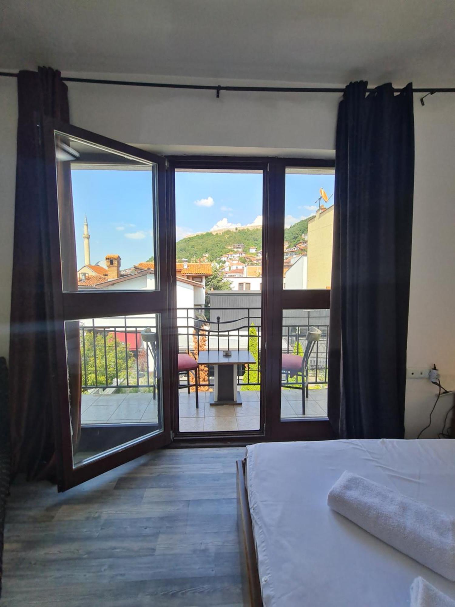 Guesthouse Hotel My Home 프리즈렌 외부 사진