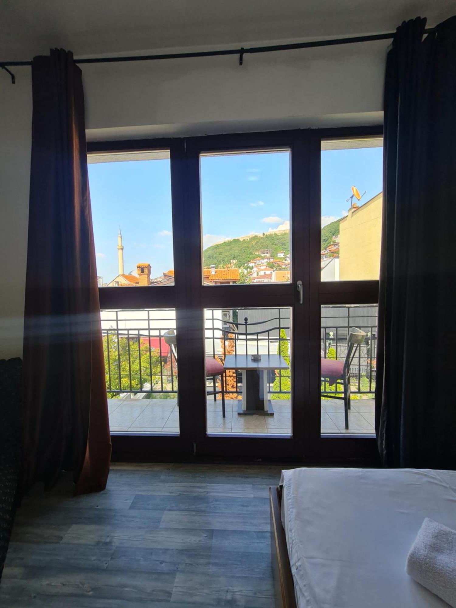 Guesthouse Hotel My Home 프리즈렌 외부 사진